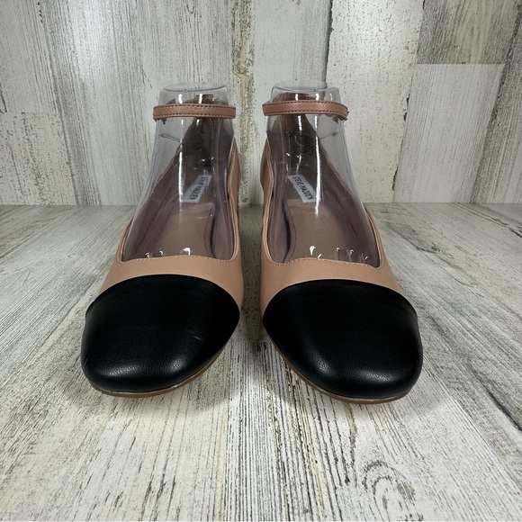 Steve Madden Two-Tone Block Heel Shoes - Black and Tan - Picture 3 of 9